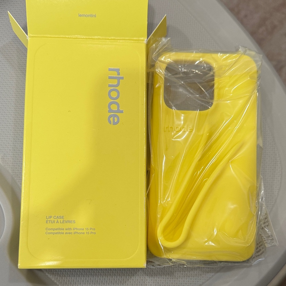 Rhode Yellow Phone Case for iPhone 15 Pro- NWT